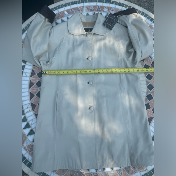 NWT Vintage Italian Leather Trench Coat - Picture 10 of 16